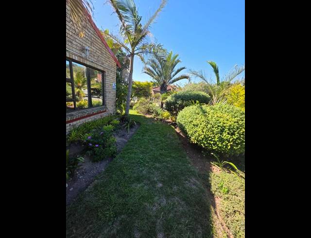 4 BEDROOM HOUSE FOR SALE IN ASTON BAY